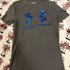 Under Armour Kids Charcoal and Camo Blue Tee Youth Medium